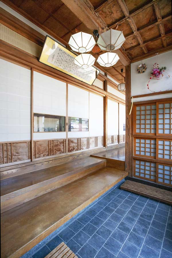 くつの館 エントランス